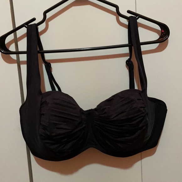 Seafolly bikini top - Picture 1 of 3
